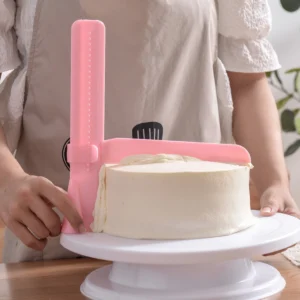 1PC-Adjustable plastic cake leveler; cream height scraper flipping leveler; baking utensils for kitchen use